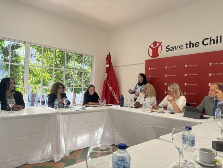 UK delegation meets representatives of Save the Children in DR