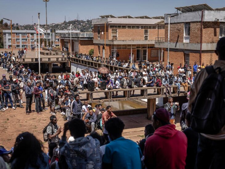 Students at the University of Ankatso discuss their role in the future governmentfollowing Madagascar’s military takeover on 15 October 2025. © LUIS TATO / AFP