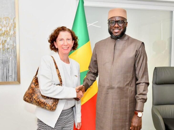 UK Delegation Leader Anneliese Dodds MP with the President of the Assemblée Nationale