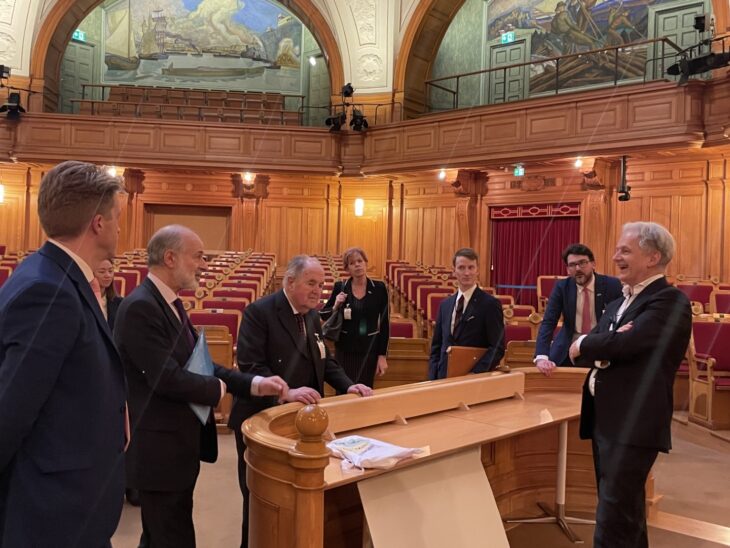 Björn Sondén, International Adviser to the Riksdag, gave a tour of the Riksdag building to the delegation.