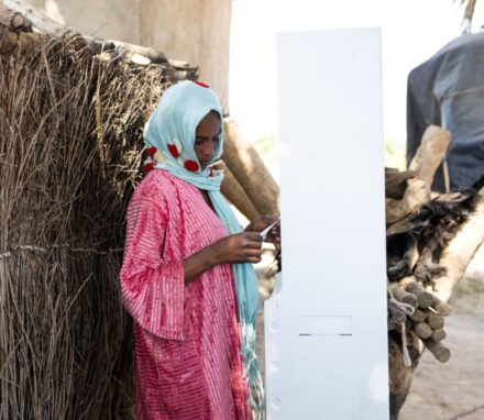 A voting booth in Chad © Joris Bolomey/AFP
