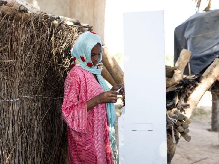 A voting booth in Chad © Joris Bolomey/AFP
