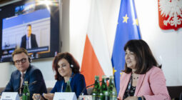 Anda Filip speaking at the Warsaw seminar © Senate of Poland