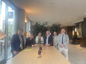 Parliamentarians received a briefing by the British Embassy Vilnius.